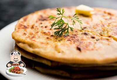 Food at Aunty Paratha