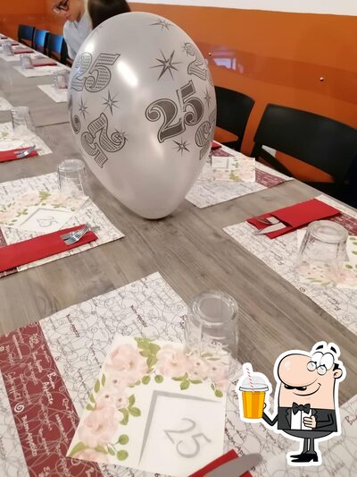 Addor e Pizz... Macchia propose un éventail de boissons