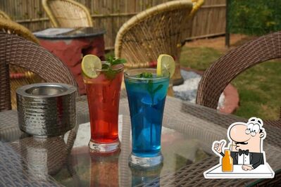 High On Life Cafe serves a range of beverages