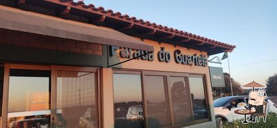 Desfrute da vista do exterior Operadora e Lanchonete Parada do Guartela