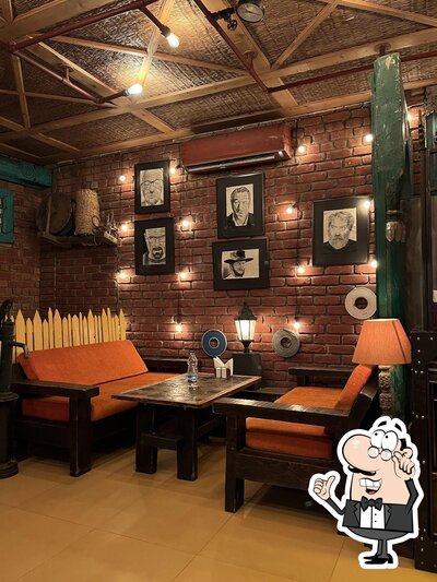 Check out how Cafè liberty looks inside