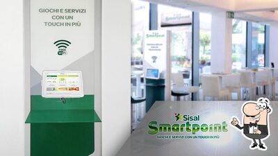 Siediti a un tavolo di Snack Bar Del Pino