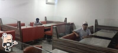 Check out how S.R. Foodlines looks inside