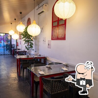 Check out how Daddios looks inside