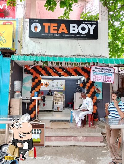 The exterior of Tea boy