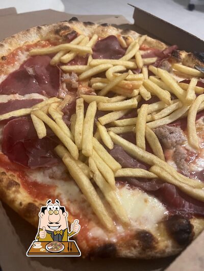 A Pizzacisù, puoi ordinare una bella pizza