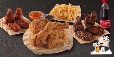 Fricken Chicken serves a variety of beverages