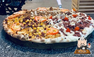 Experimente diferentes tipos de pizza