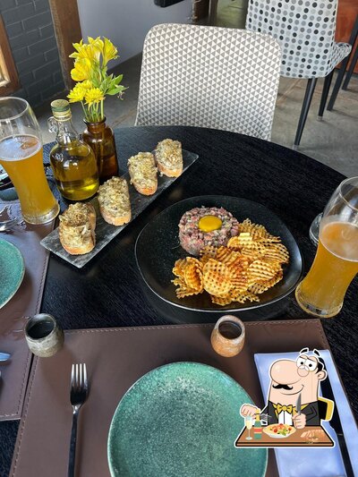 Platos en Grado Bistrô