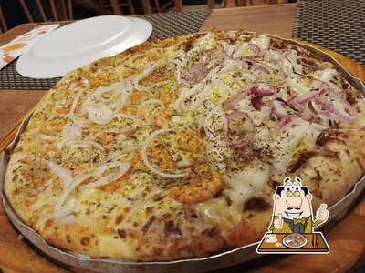 No Pizzaria Bella Massa Extremoz, você pode desfrutar de pizza