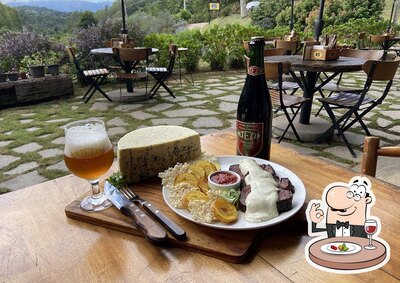 Comida em Espaço Via Olivari Pousada da cervejaria Altezza