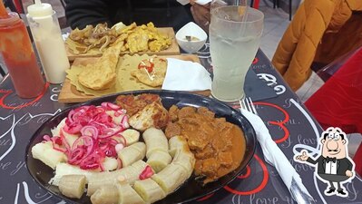 Siediti a un tavolo di Matayaya Ristorante Dominicano