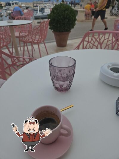 Platti al Gelateria Rosa