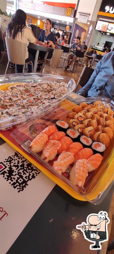 Sushi é um popular refeição originário do Japão