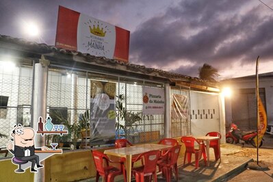 Veja imagens do interior do Pizzaria da Mainha