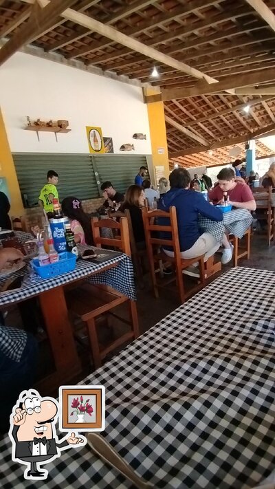 O interior do Bar da Ponte
