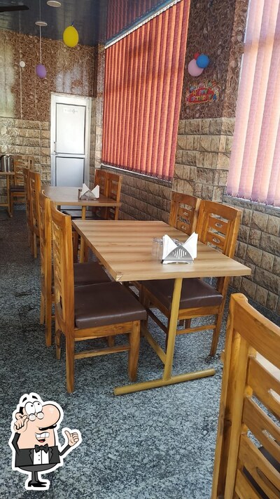 Check out how FOOD TREE looks inside