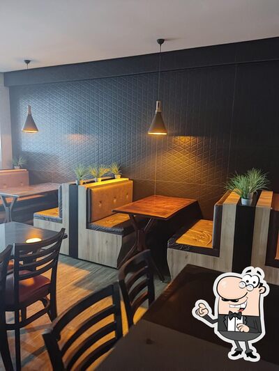 O interior do Restaurante Carne Assada