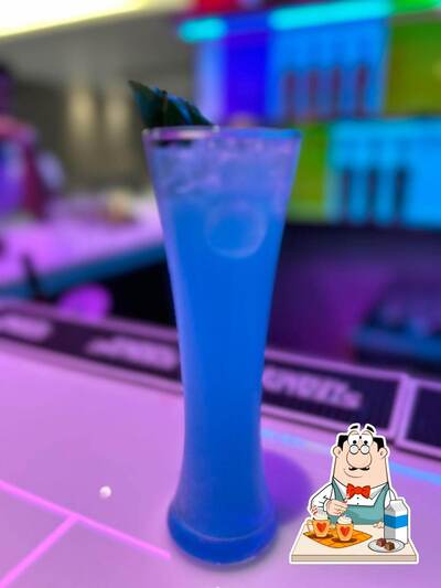 Come and try various drinks available at KITCHEN165