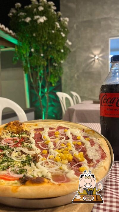 No Central da pizza, você pode desfrutar de pizza