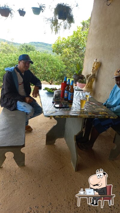 Veja imagens do interior do BUTECO DA ELIENE