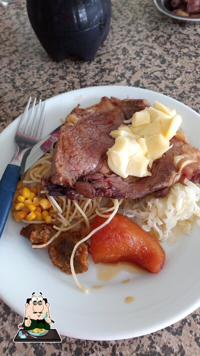 Comida em Restaurante e Lancheria Radaelli