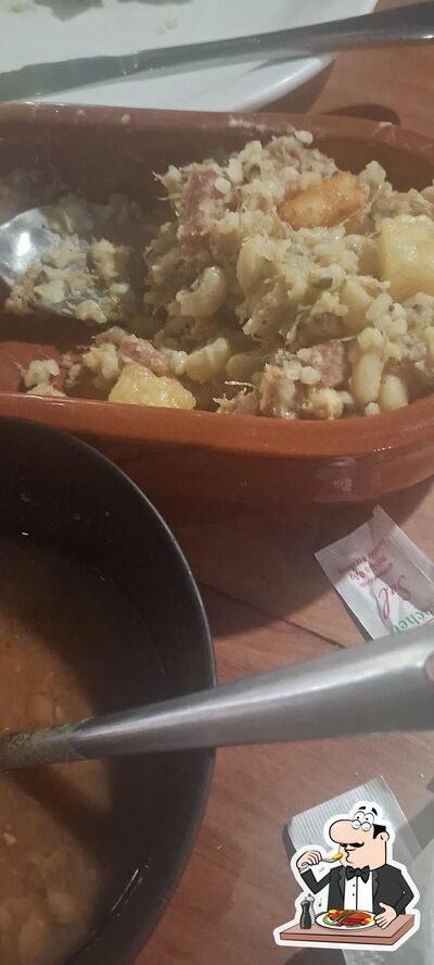Comida em Cantinho Mineiro - Bar e Restaurante