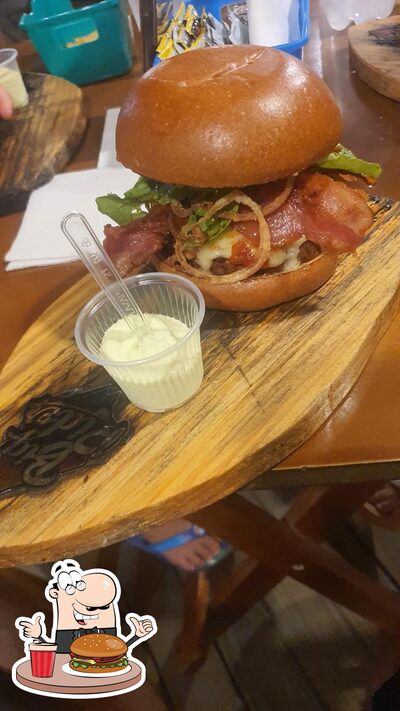 Delicie-se com um hambúrguer no Big Rider House
