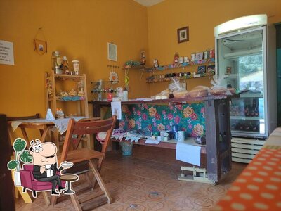 O interior do Bar Do Dito