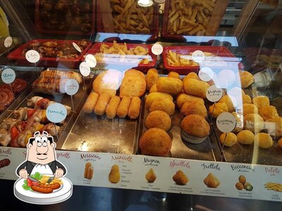 Cibo al Girarrosti Santa Rita
