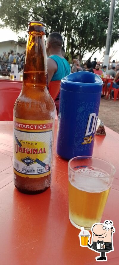 Desfrute de uma bebida no Remanso Bar & Restaurante