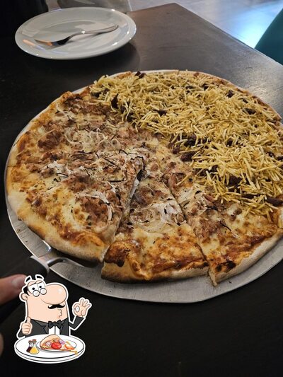 No Pizzaria Tropical, você pode pedir pizza