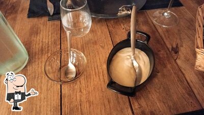 Siediti a un tavolo di Pastores
