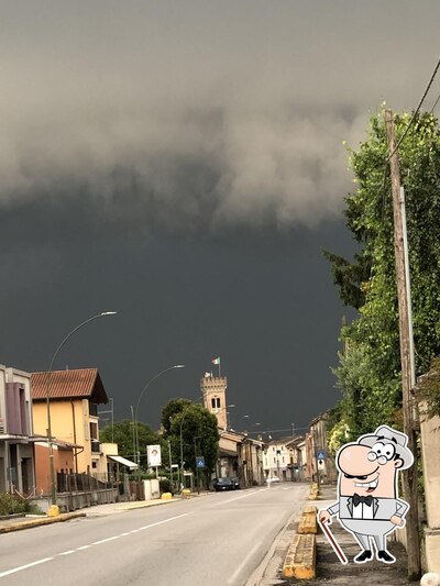 Guarda gli esterni di Guidizzolo