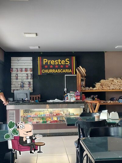 Veja imagens do interior do Churrascaria Prestes