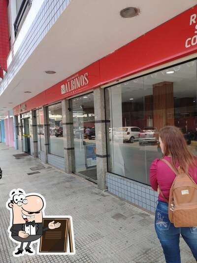 O exterior do Albino Lanches - (Itaperuna)
