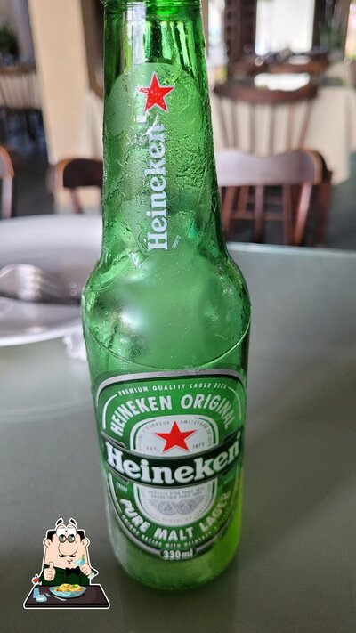 Comida em Restaurante Zé de Tintim
