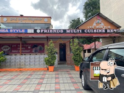 Check out how Friend's Dhaba looks outside