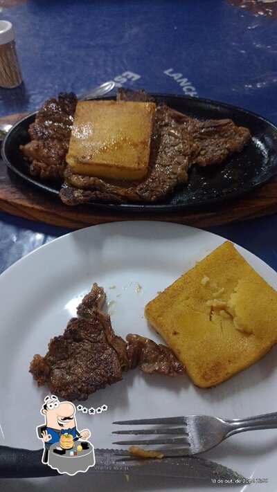 Comida em Churrascaria ESTRELA AZUL