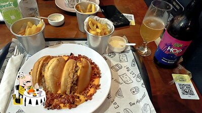 Comida em Double Burger