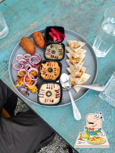 Meals at Aam's Courtyard