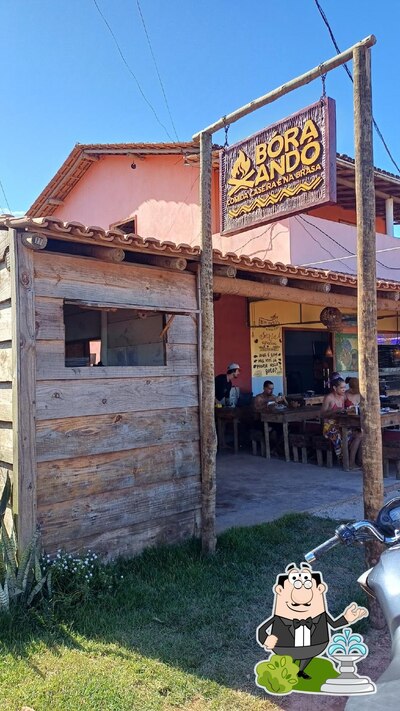a parte exterior é uma característica importante do Bóra Xandó Restaurante - Caraíva