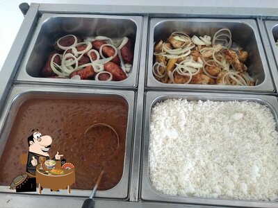 Comida em Restaurante Sabor da KSA