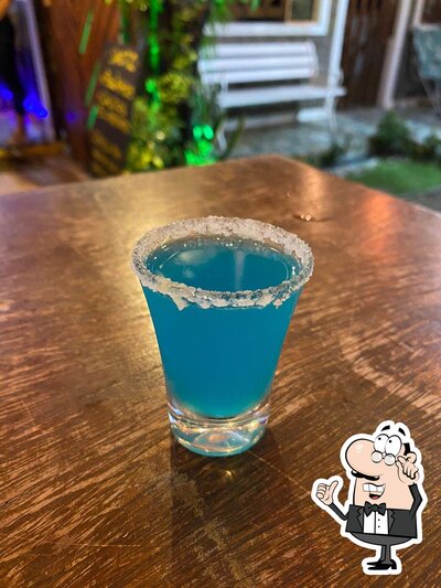 O interior do Shotz Sport Bar