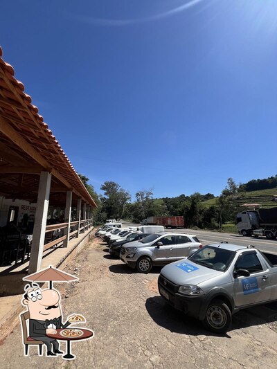 O exterior do Restaurante Tropeiro Mineiro