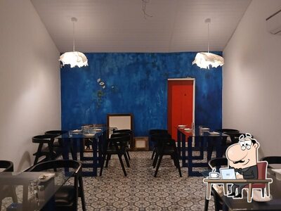 Check out how Daddios looks inside