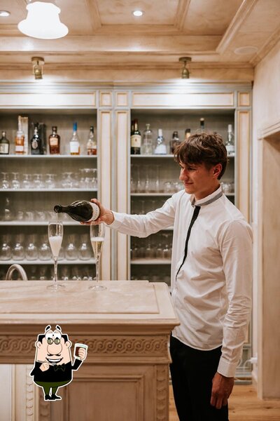 Puoi ordinare un drink dal menu