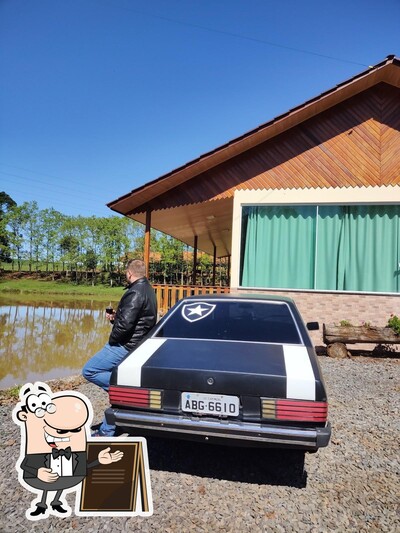 Veja imagens do exterior do Restaurante Caminho da Mesa