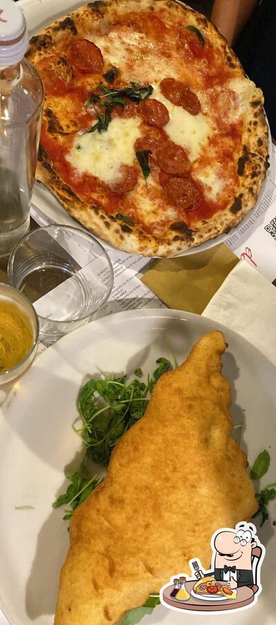 Prenditi una pizza al ristorante SOLE ROSSO ALBENGA
