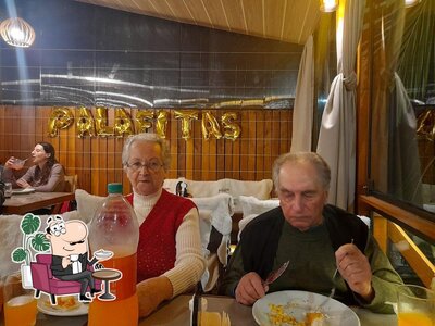 Veja imagens do interior do Palafita's Lancheria e Restaurante